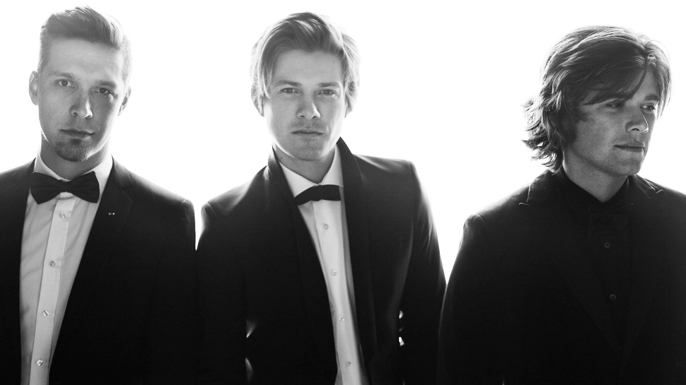 Why You Should Be a Hanson Fan in 2017, Seriously - Nerdist