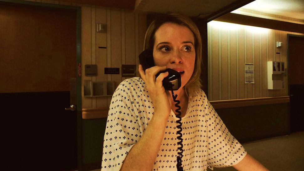 UNSANE is Steven Soderbergh’s Return to the Tacky Pulp He Lives for (Review)