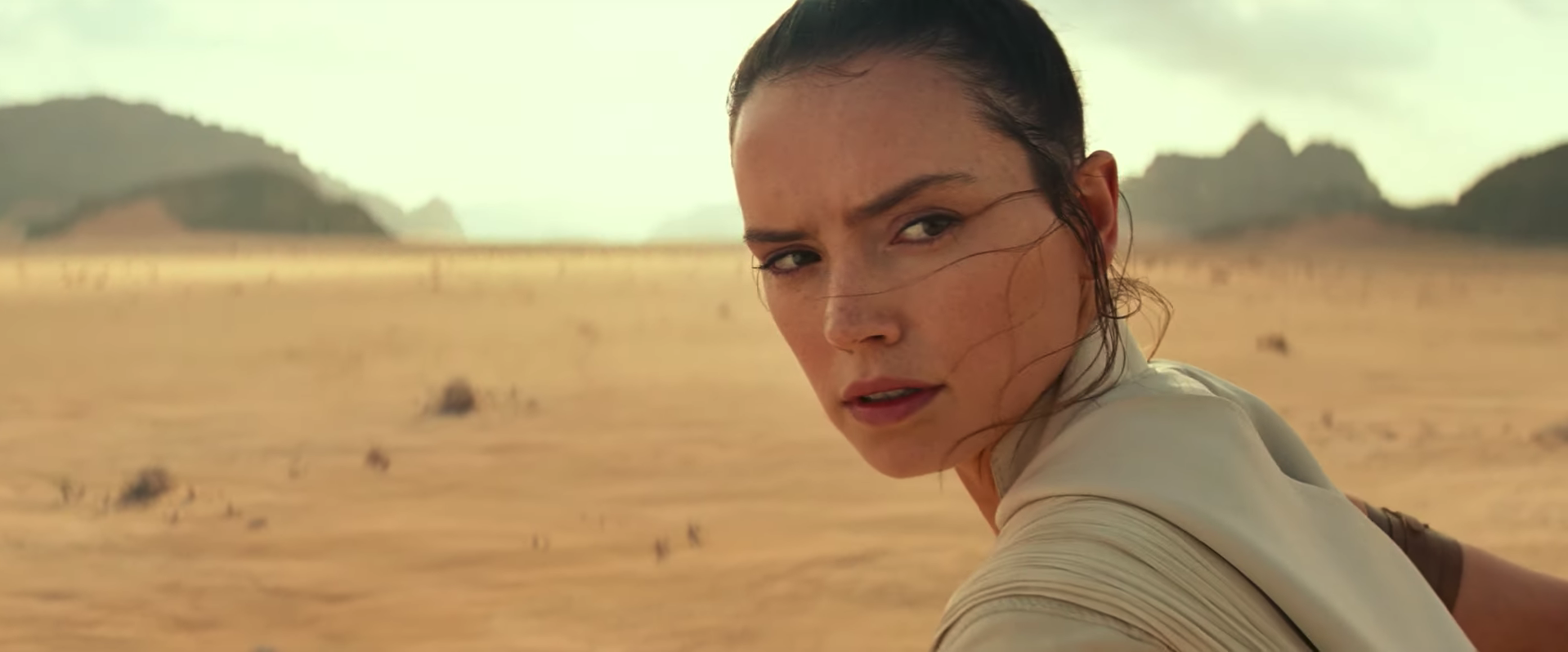 A Shot-by-Shot Breakdown of the RISE OF SKYWALKER Teaser